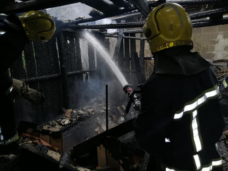 У Костополі під час пожежі вдалося запоб…