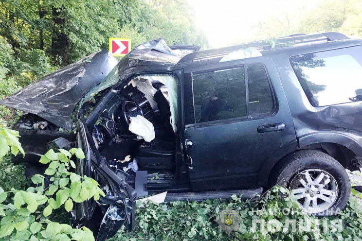 На Вінниччині розбився позашляховик: Шес…