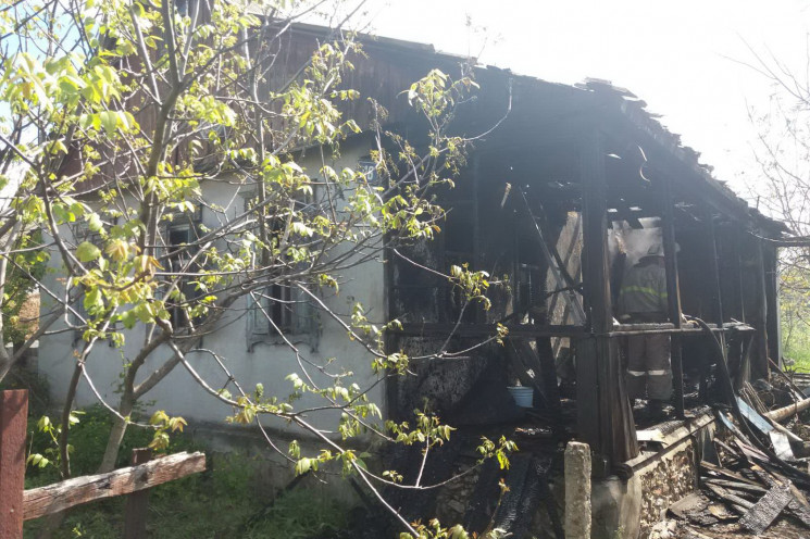 На Харківщині пожежа забрала життя пенсі…