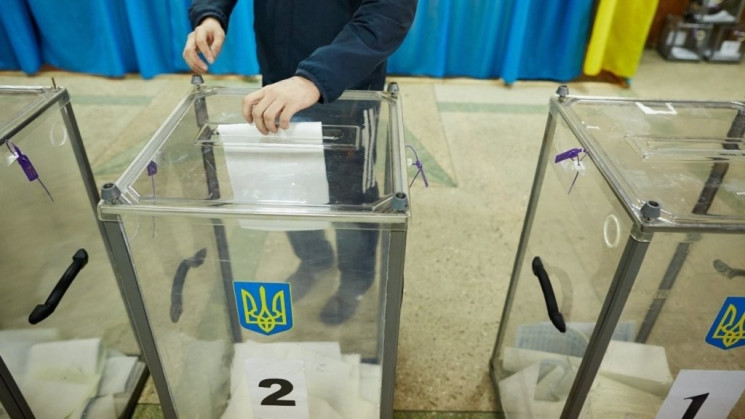 На Тернопільщині на виборчій дільниці ра…