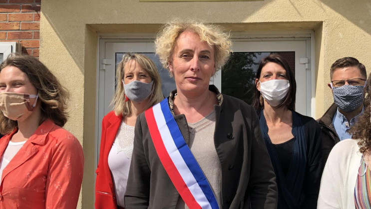 Трансгендер впервые стала мэром во Франц…