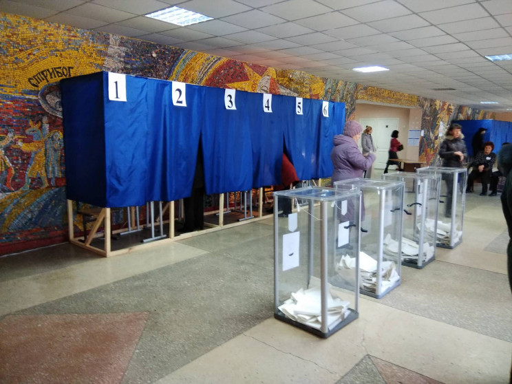 Як голосують на Полтавщині: Явка виборці…