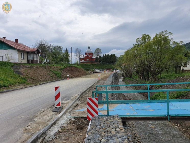 Як на Львівщині триває ремонт автомобіль…