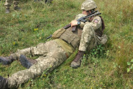 Боевики на Донбассе ранили украинского в…