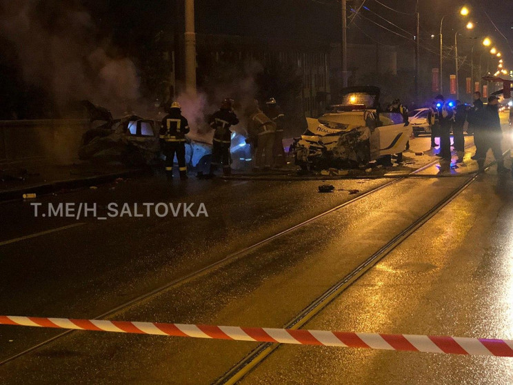 В Харькове полицейский на Lanos врезался…