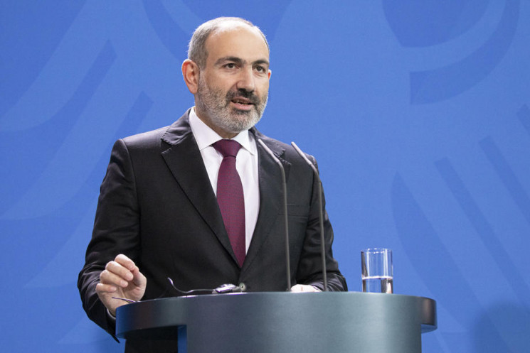 Прем'єр-міністр Вірменії заразився корон…
