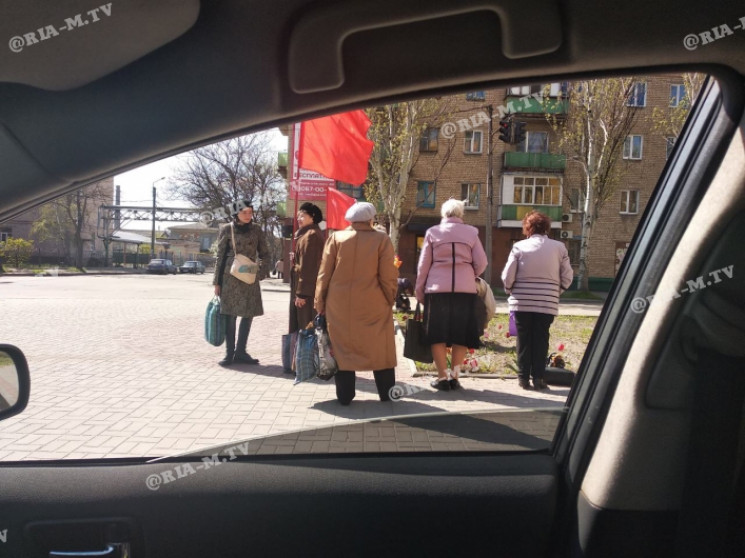 Мелитопольские коммунисты вышли на улицу…