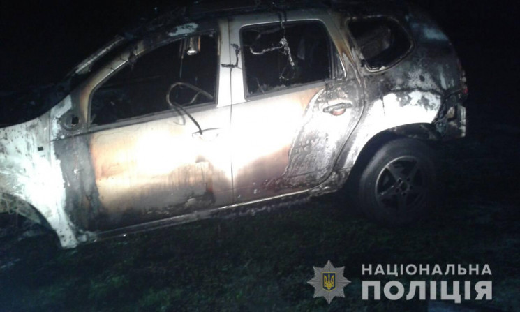На Харківщині серед ночі згоріли дві маш…