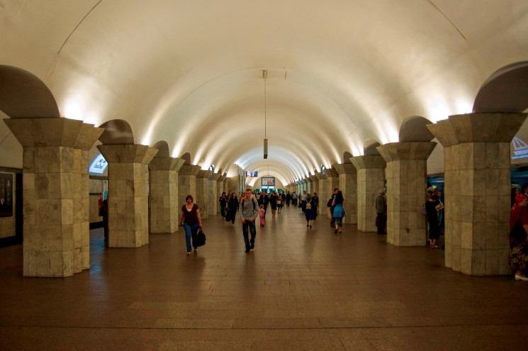 В Киеве закрыли станцию метро "Майдан Не…
