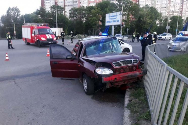 У Дніпрі у зіткненні двох Lanos постражд…