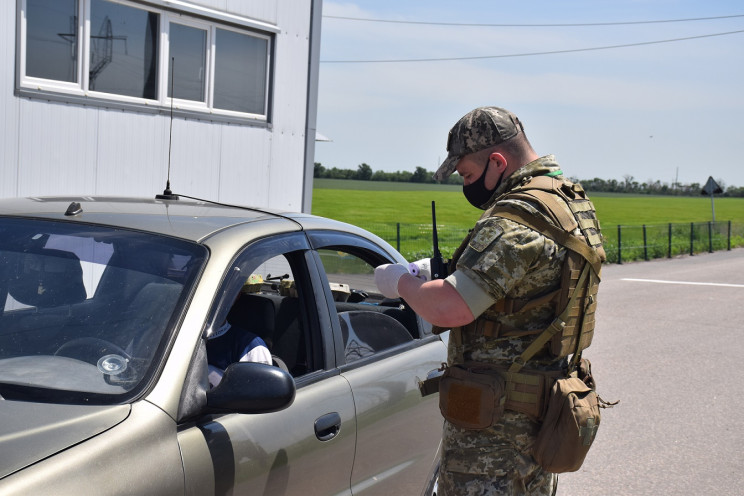 На КПВВ "Марьинка" и "Станица" снова соб…