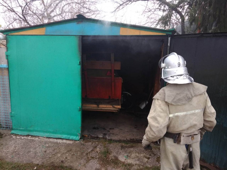 У гаражі на Кропивниччині під час пожежі…