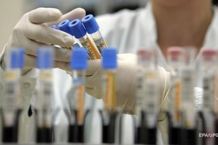 Украина ведет переговоры о закупке вакци…