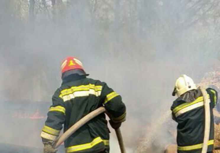 В Полтаве на улице Половка загорелся мус…