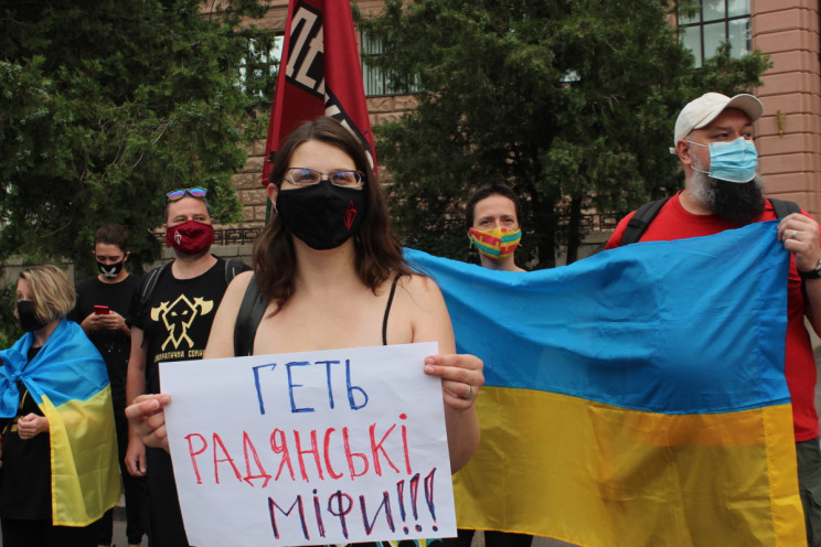 "Жуков кат, а не герой": У Харкові проте…