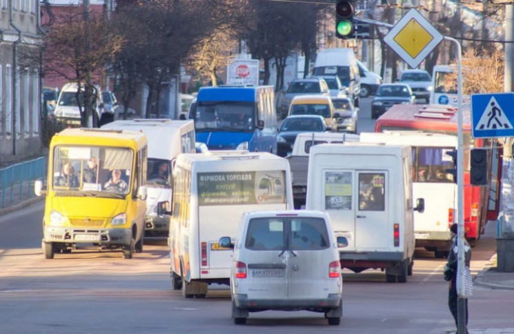 Стали відомі переможці конкурсів на паса…