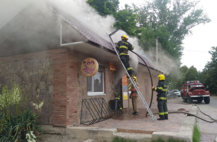 На Херсонщине вспыхнул магазин…