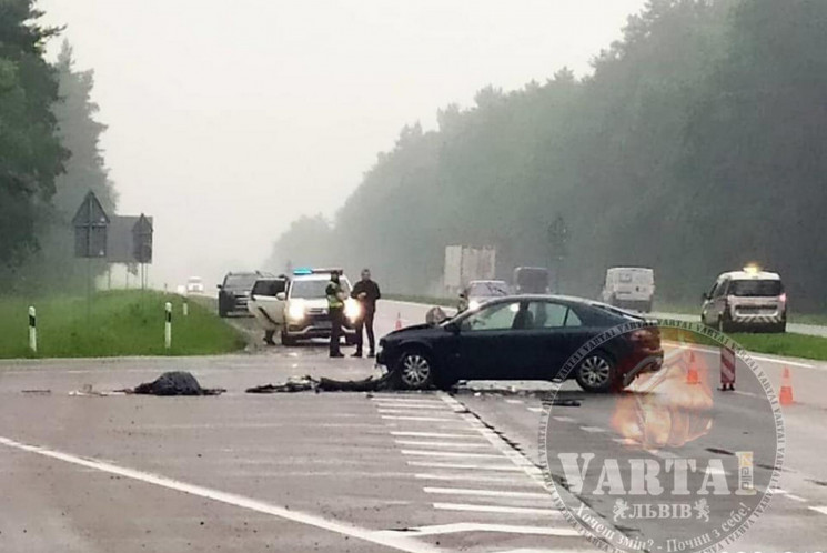 У Буському районі зіткнулися автомобілі,…