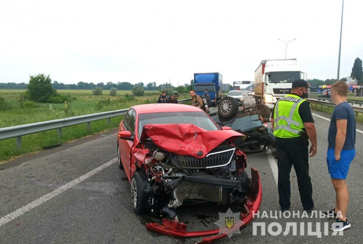 На Полтавщині сталася потрійна ДТП…