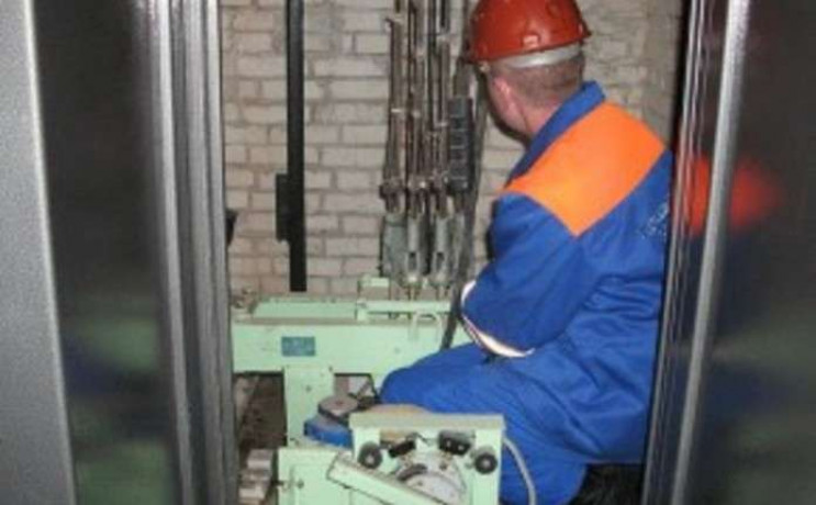 Де в Мукачеві ремонтуватимуть ліфти…