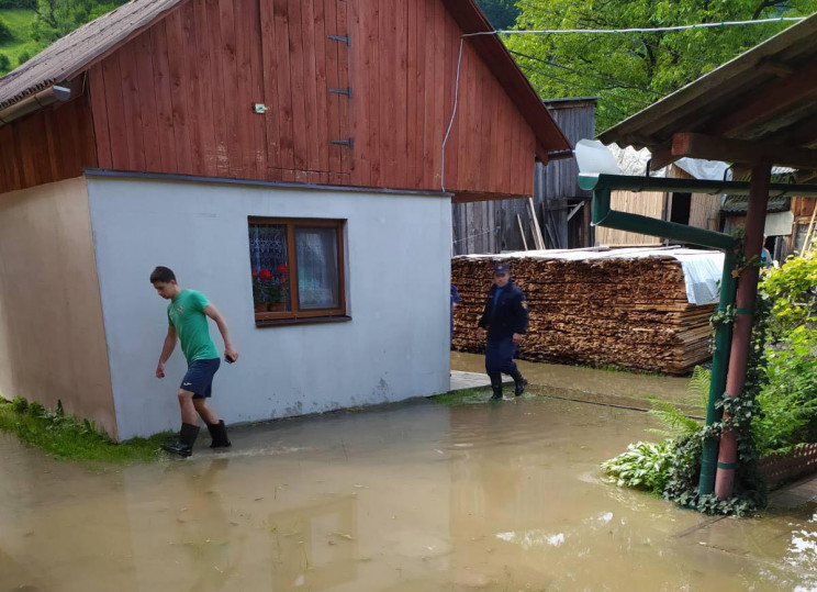 Червневі зливи: Як Закарпаття пручається…