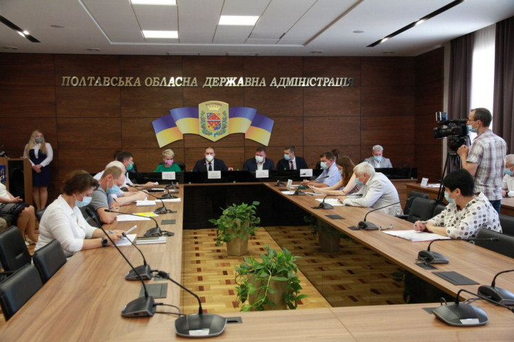 Мешканців Полтавщини нагородили відзнака…