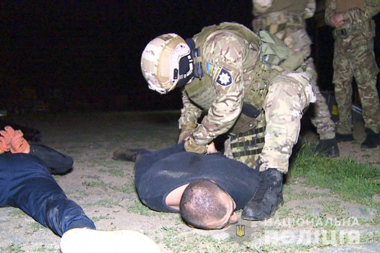 На Вінниччині затримали злочинну групу,…