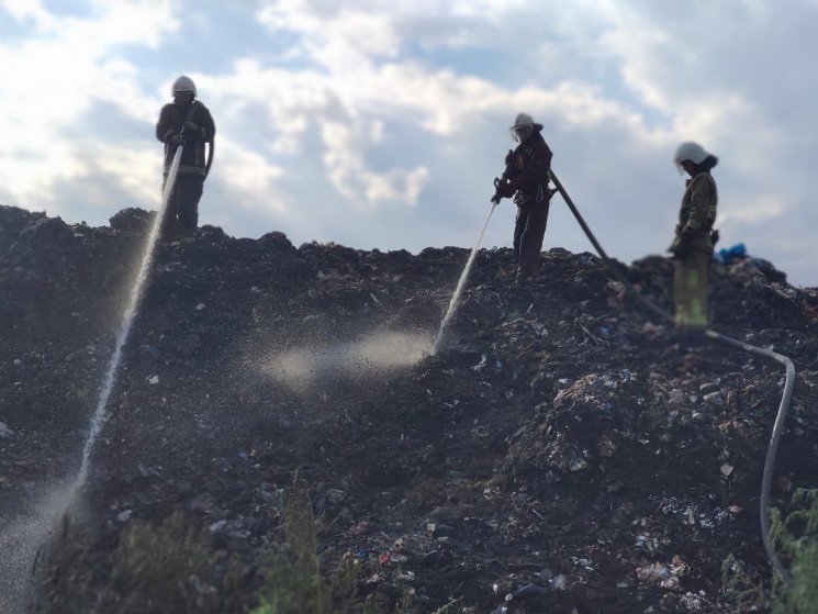 В Харківській області загорівся полігон…