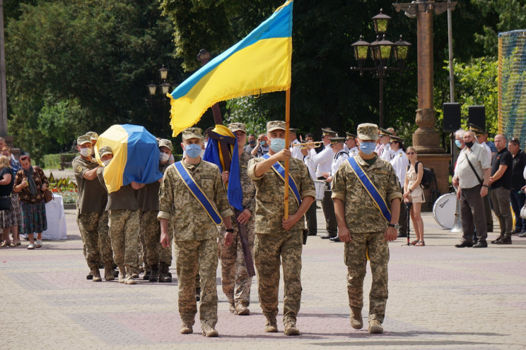 В Тернополе провели в последний путь айд…