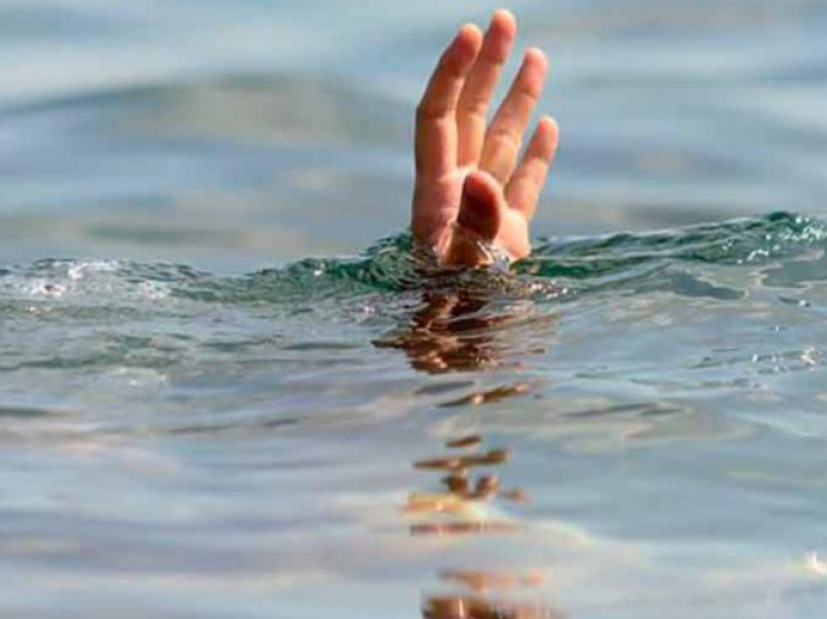 В Кривом Роге на водоеме утонул 12-летни…
