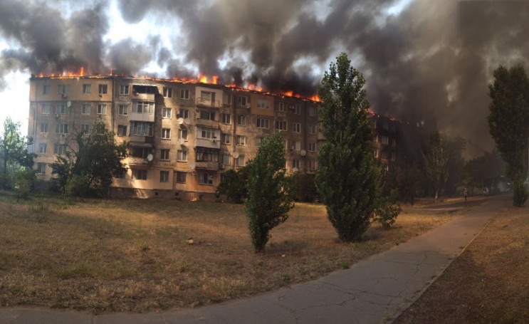 Вогонь охопив дах: На Херсонщині чоловік…