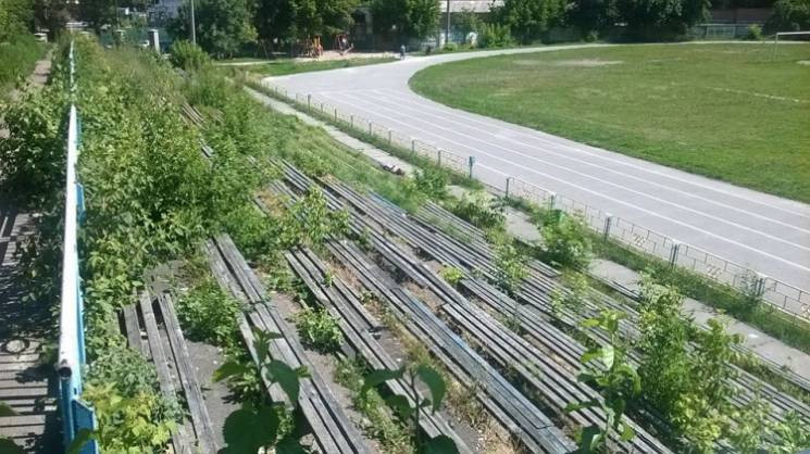 Міраж "Старту": Чому легендарний стадіон…