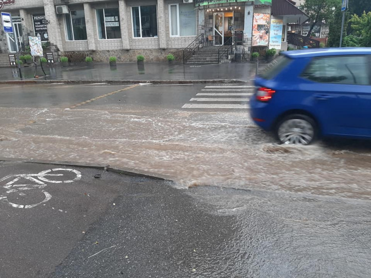 На Купала злива перетворює Вінницю на Ве…