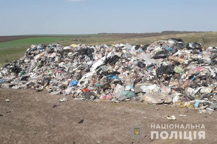 На Тернопільщині "осіло" львівське смітт…