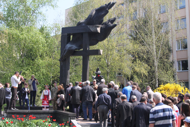 Як у Полтаві вшанували жертв Чорнобильсь…