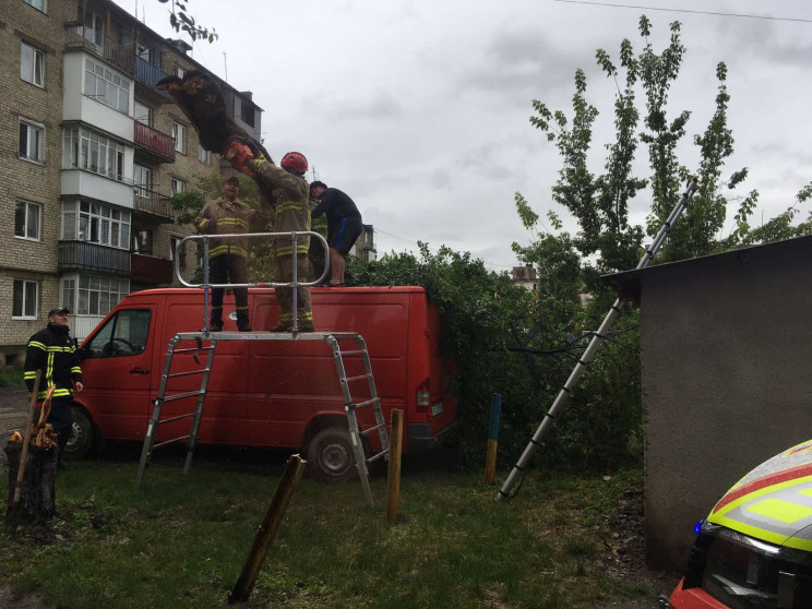 На Закарпатті залишаються знеструмленими…