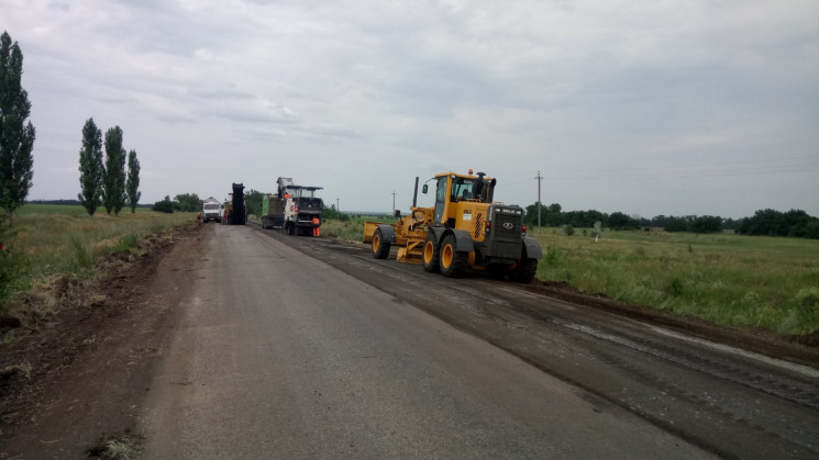 В Запорожской области начали ремонт трас…