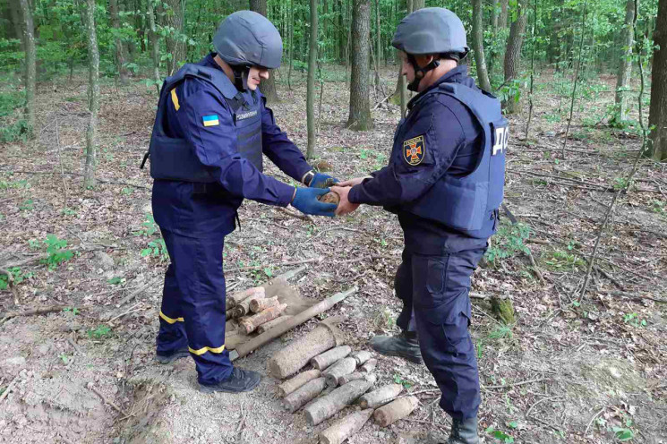 В урочищі на Хмельниччині виявили цілий…