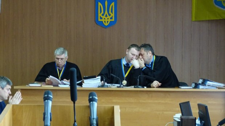Одеські судді вирішили поскаржитися Луце…