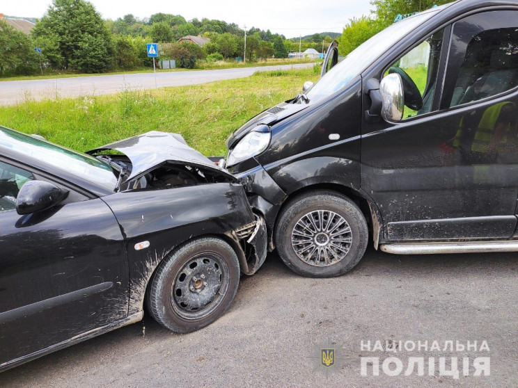 На Тернопільщині у двох аварія травмувал…