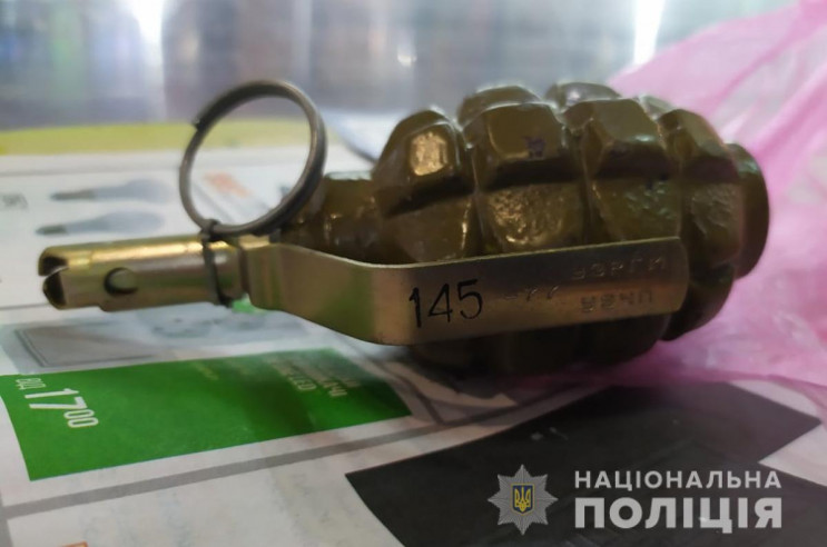 В Запорожской области ветеран с гранатой…