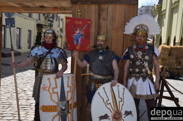 Центр Одеси "окупували" римські легіонер…