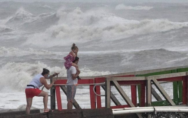 Узбережжя Техасу накрив потужний ураган…