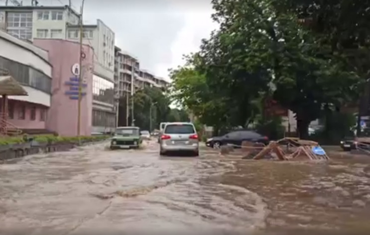 Постдощове: Як Ужгород знову здався на м…