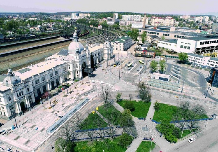 Коли запрацює фонтан на залізничному вок…