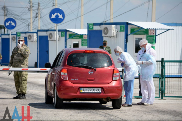 Пропустили в "ДНР": Через что прошла жен…