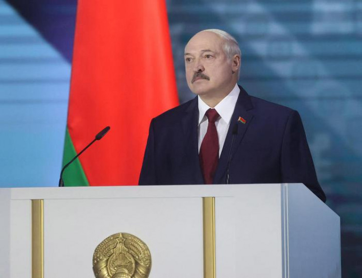 "Без мене – ніяк!": Для чого Лукашенко л…