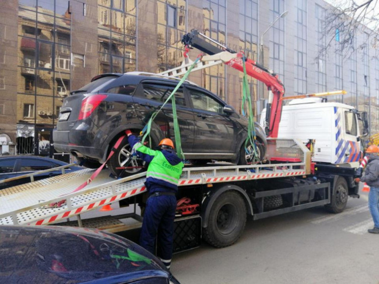 В Днепре полиция из-за отсутствия докуме…