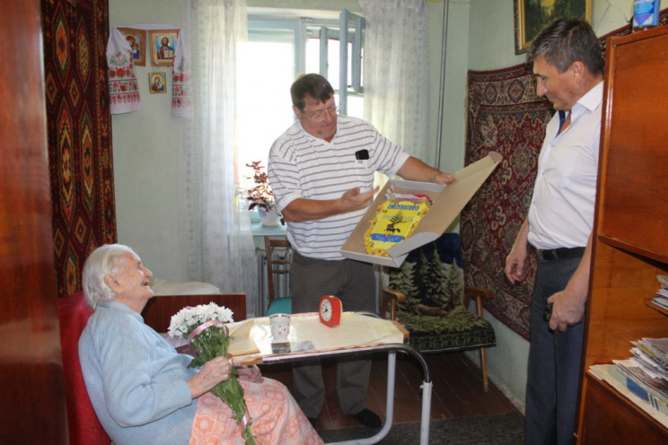 Славутчанка відзначила 95-річний ювілей…