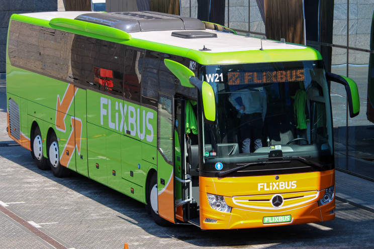 FlixBus запустив рейс з Рівного у Варшав…